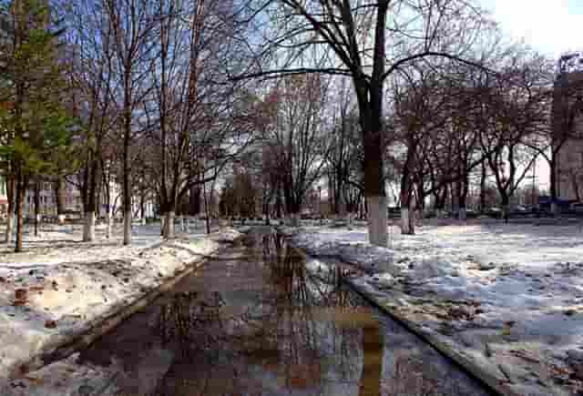 女生穿衣打扮时尚技巧(小女生时尚穿衣打扮)